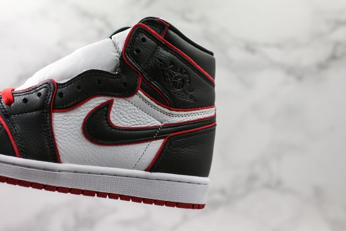 Jordan 1 Retro High Bloodline
