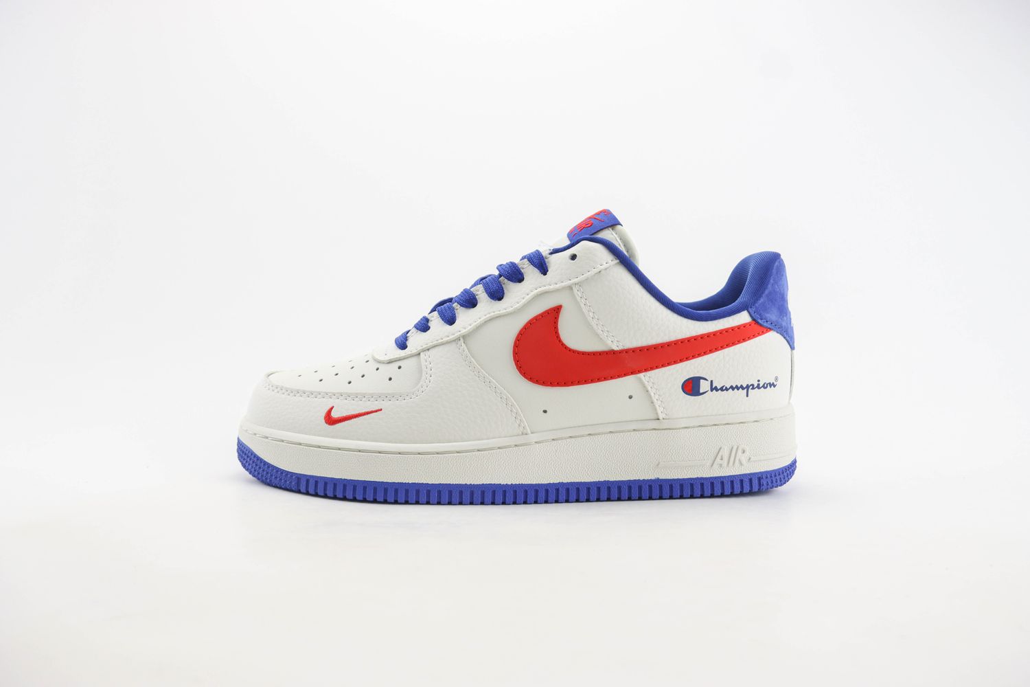 Nike Air Force 1 Low x Champion 01