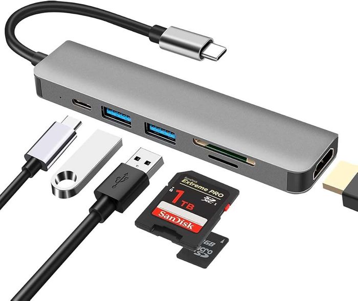 USB-C Hub Multiport Adapter 6-in-1