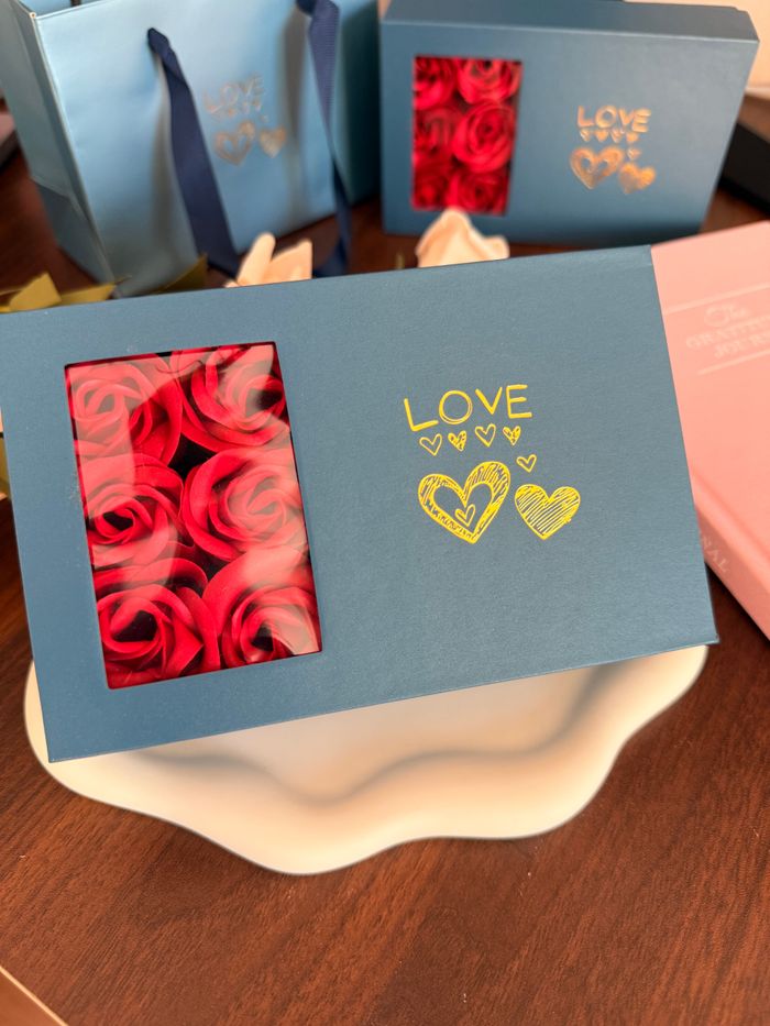 LUM GIFT SET 🌹 #9