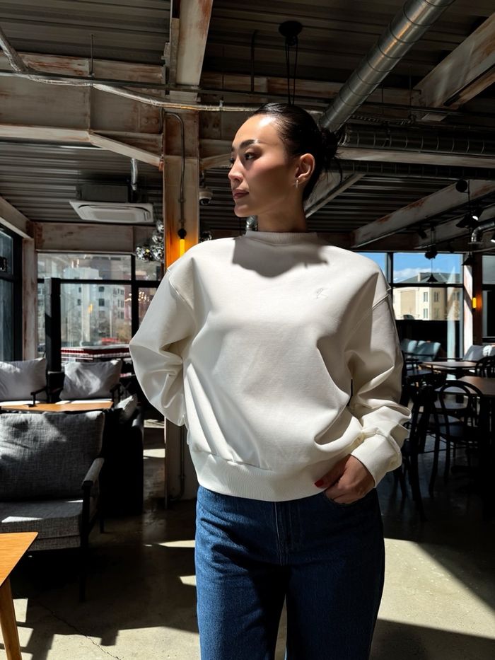 Creamy white sweatshirt