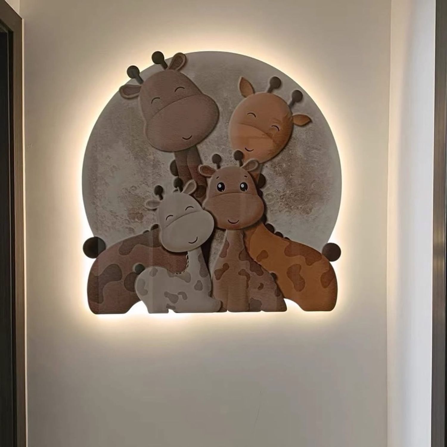 Анааштай гэр бүлийн декор