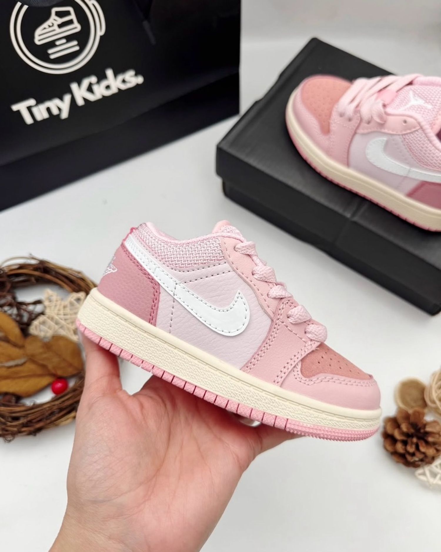 Air Jordan 1 Low Pink Rose