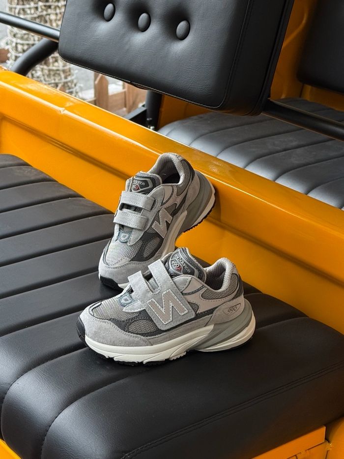 New Balance 990 Grey