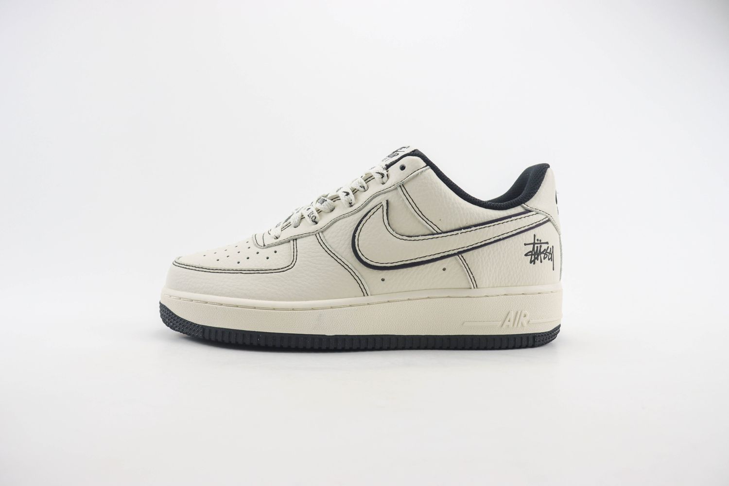 Nike Air Force 1 Low x Stussy 138