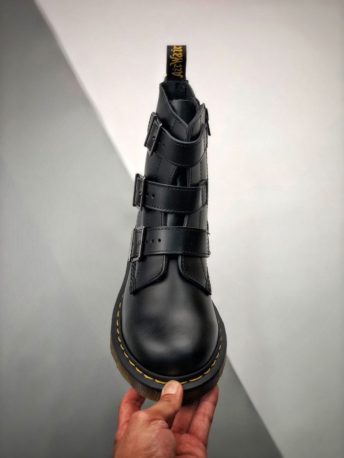 Women’s Dr.Martens “Blake Tall”