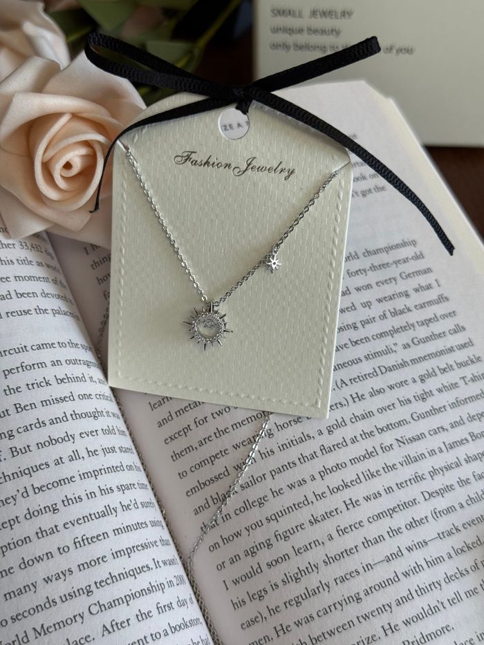 LUM SILVER NECKLACE