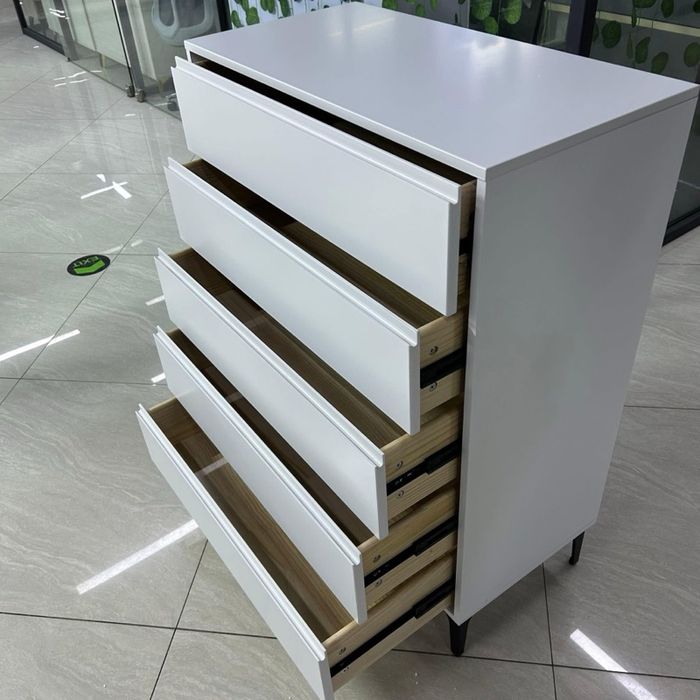 Босоо комут 