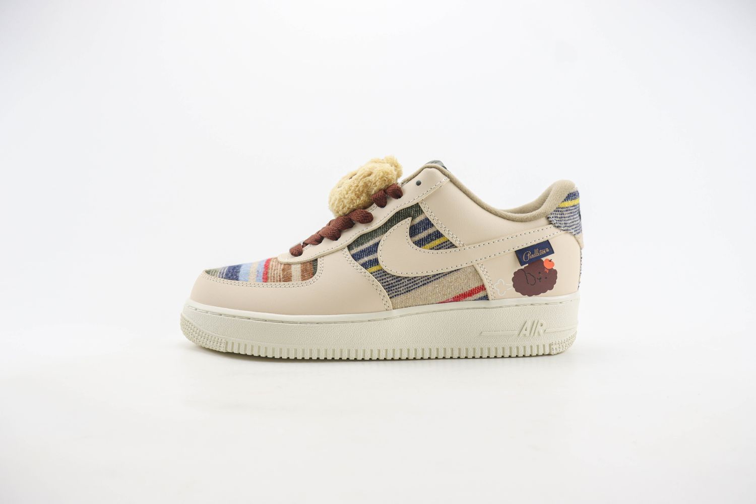 Nike Air Force 1'07 Low x bear 