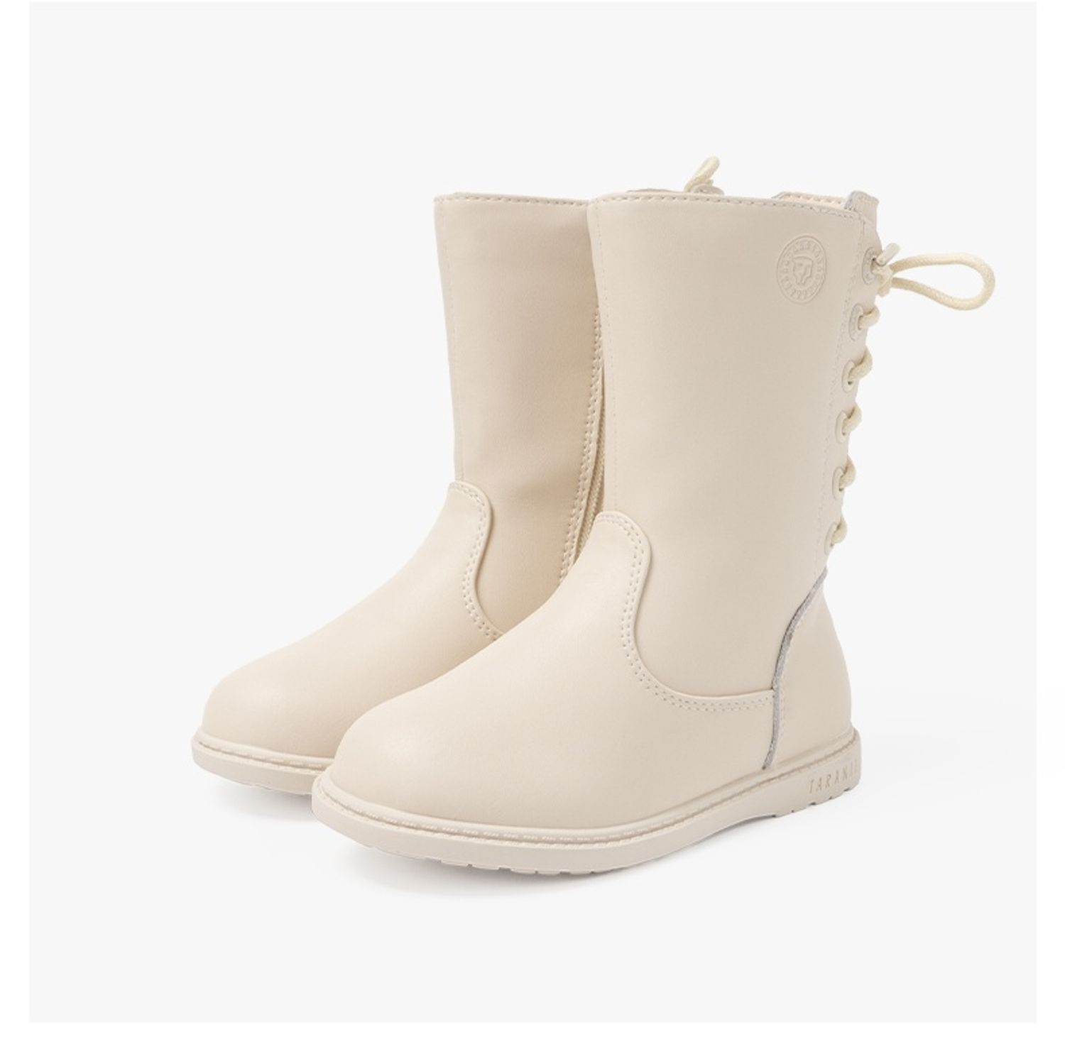 Богино түрүйтэй гутал