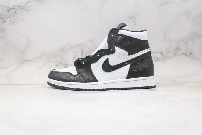 AJ1 Air Jordan 1 WMNS “Snake”Swoosh Logo 