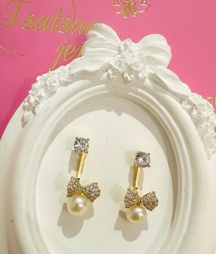 Гоёлын сувдтай ээмэг