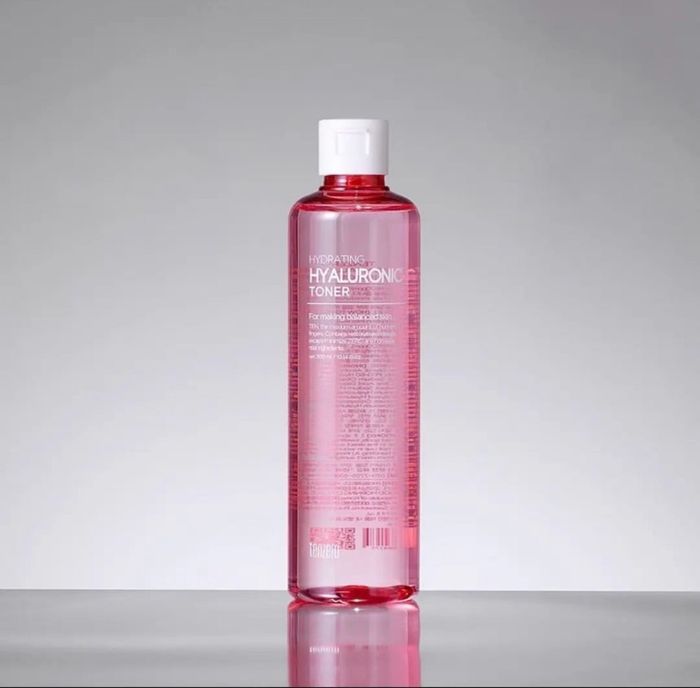 Hydrating  hyaluronic toner