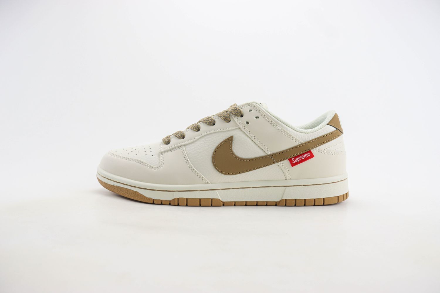Nike SB Dunk Low xsupreme 67