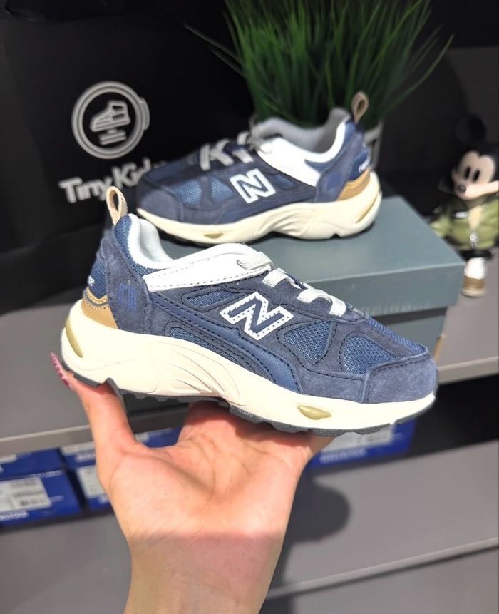 New Balance 878 Dark Blue