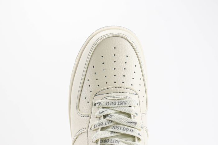 Nike Air Force 1 Low x Stussy 124