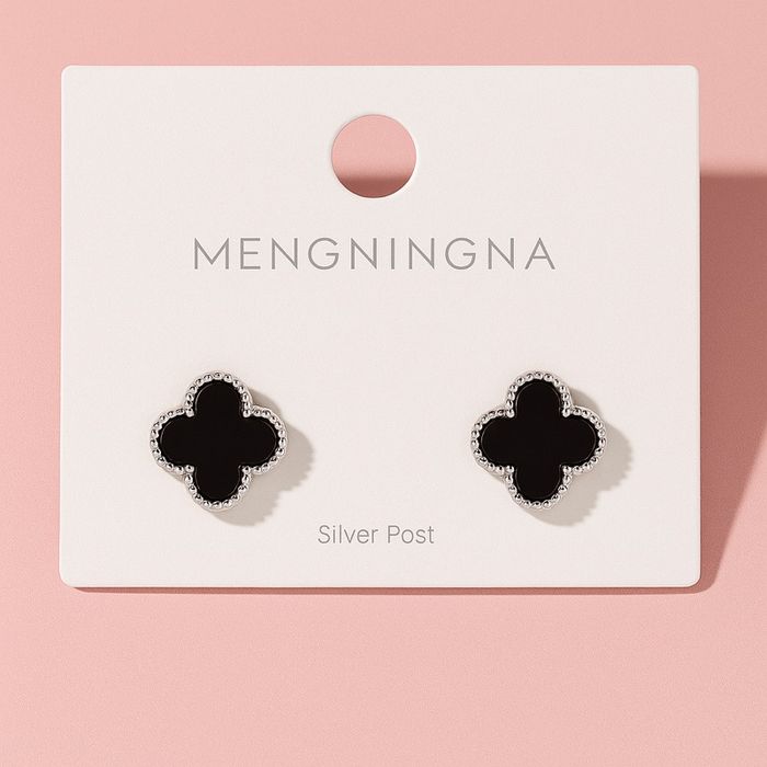 Мөнгөн артай ээмэг