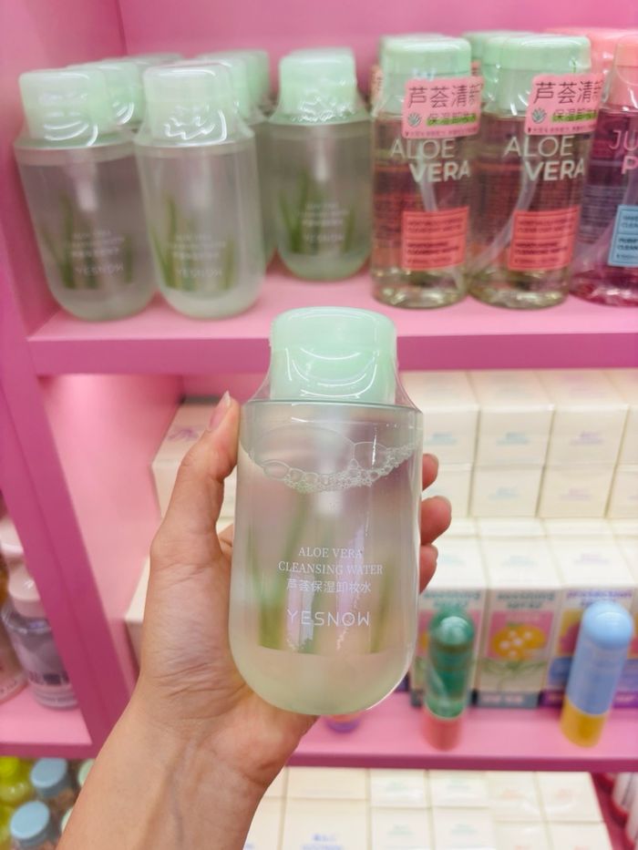 🌱 Aloe vera cleansing water