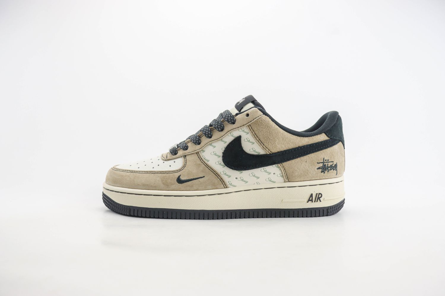 Nike Air Force 1 Low x Stussy 108