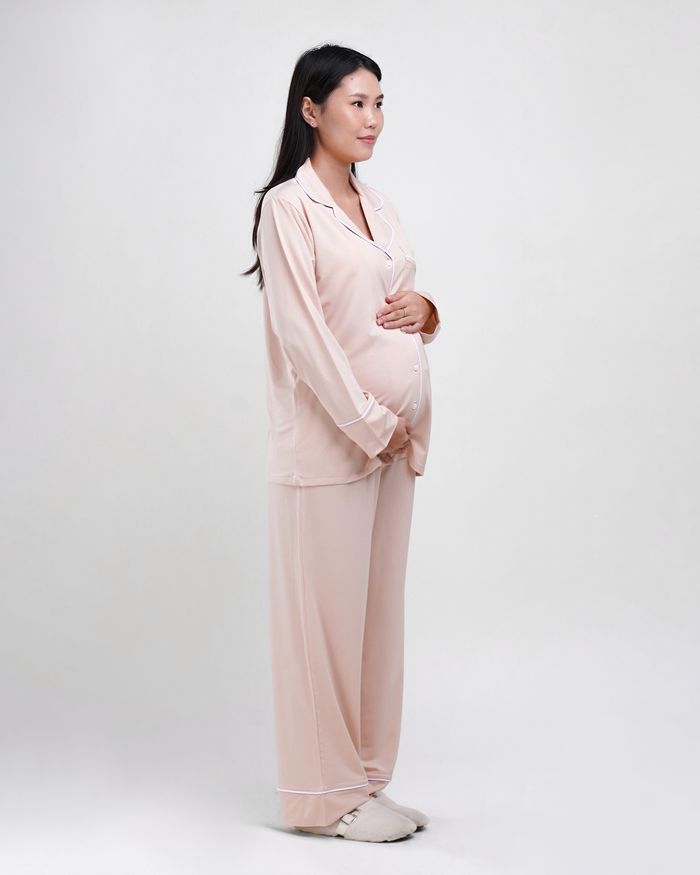 Maternity pajama set beige