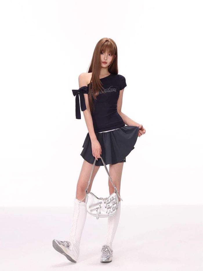 Нэг мөр гардаг топ