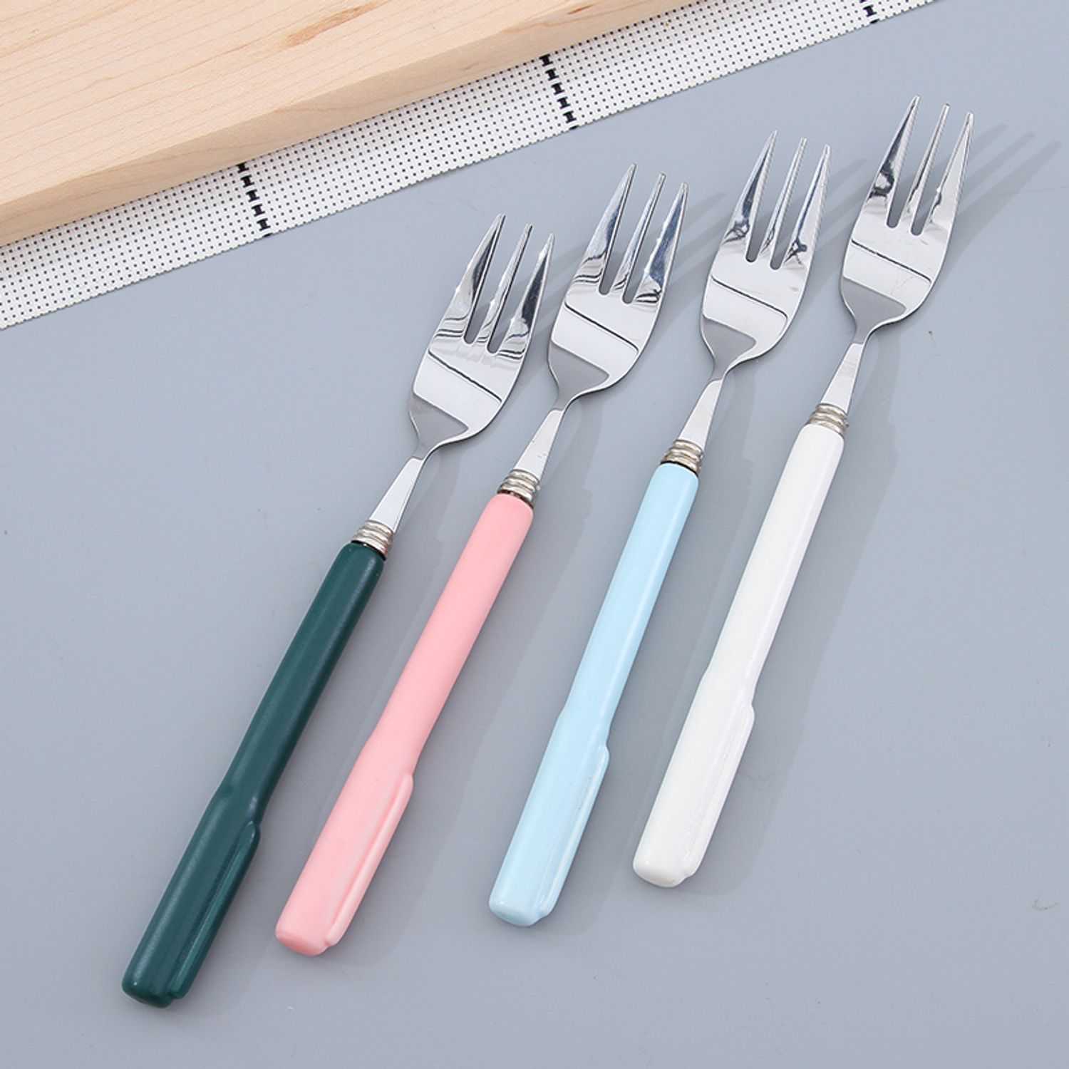 Knives, Forks, Spoons, Chopsticks