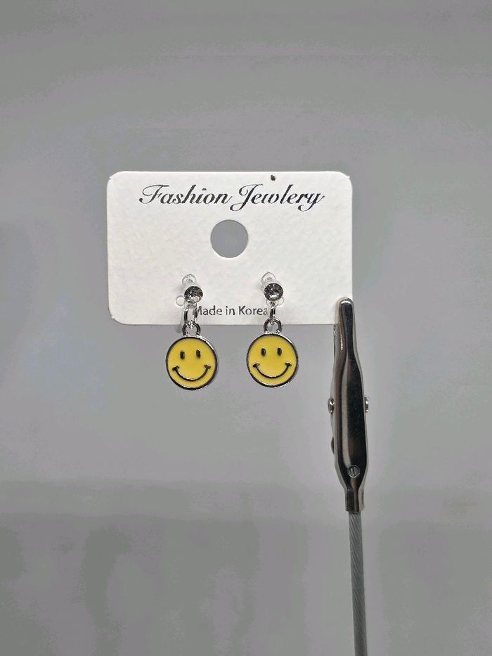 хавчдаг ээмэг