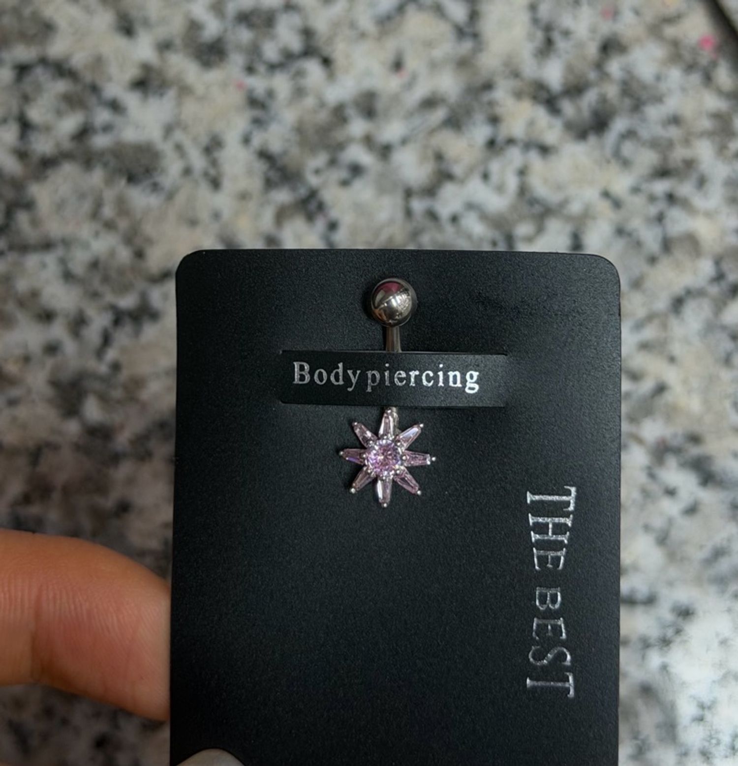 Хүйсний ээмэг