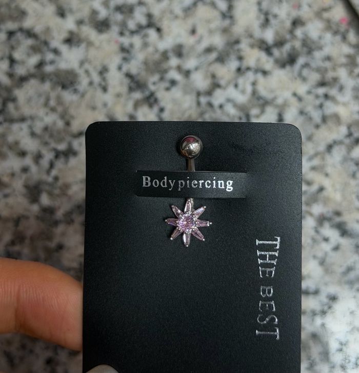 Хүйсний ээмэг