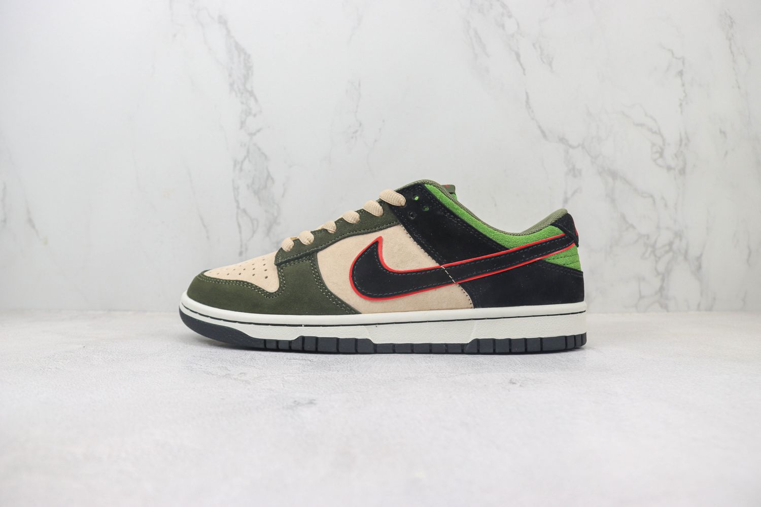 Otomo Katsuhiro x Nike SB Dunk Low Steamboy OST 21  