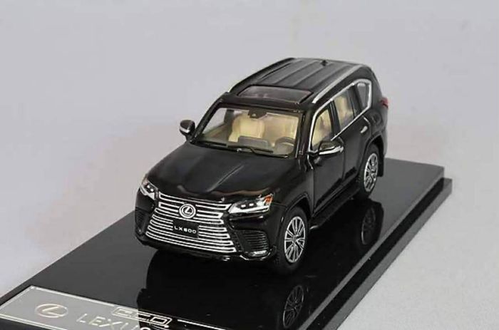 Lexus LX600