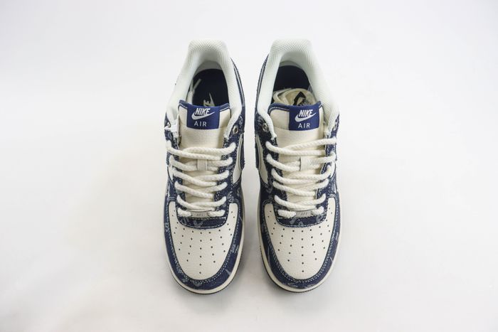 Nike Air Force 1 Low x levis 04