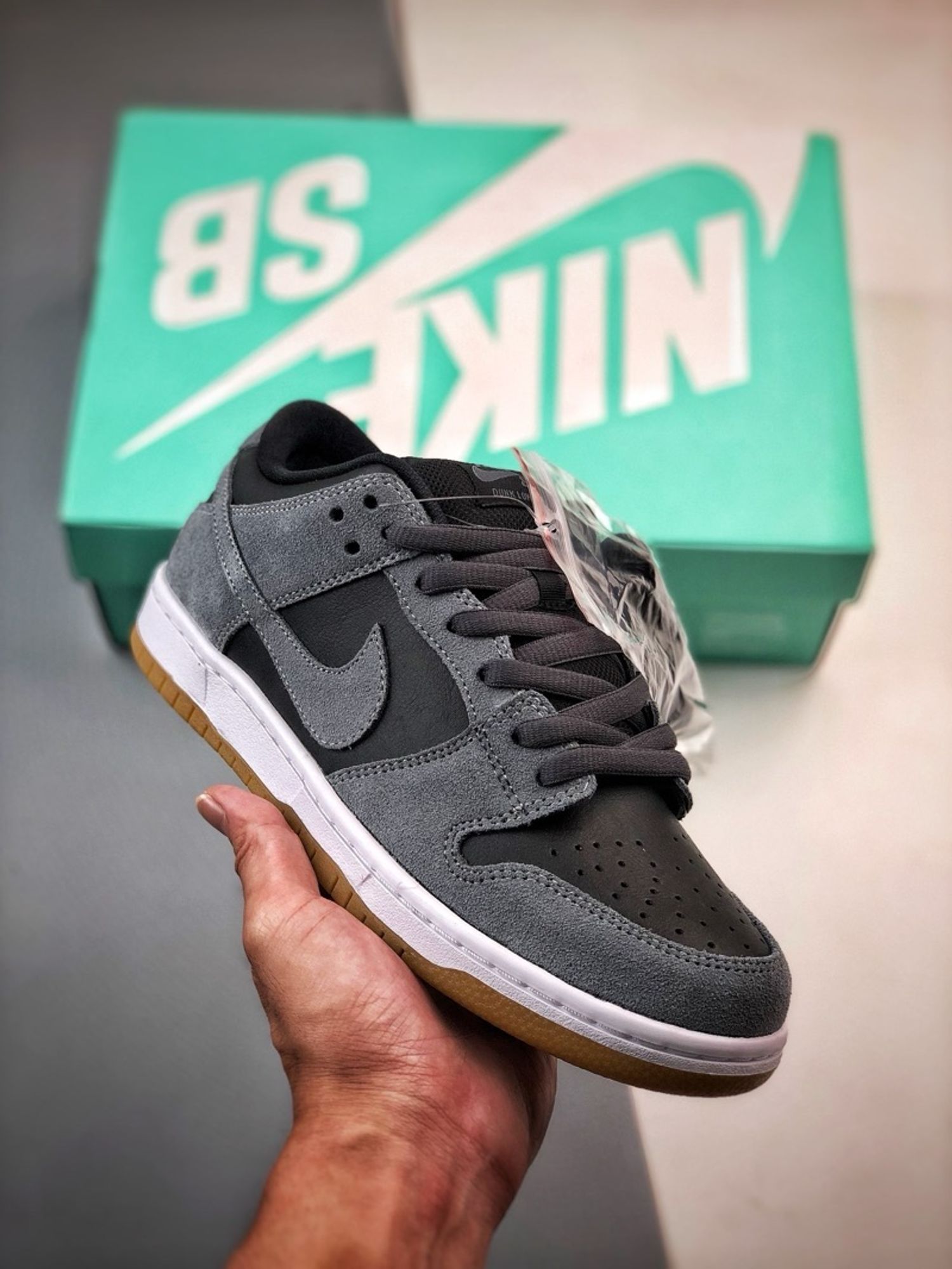 Nike Dunk SB Low “Dark Grey”