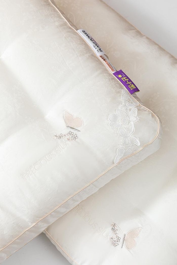 Хүр хорхойн мяндсан дүүргэлттэй дэр /2ш/