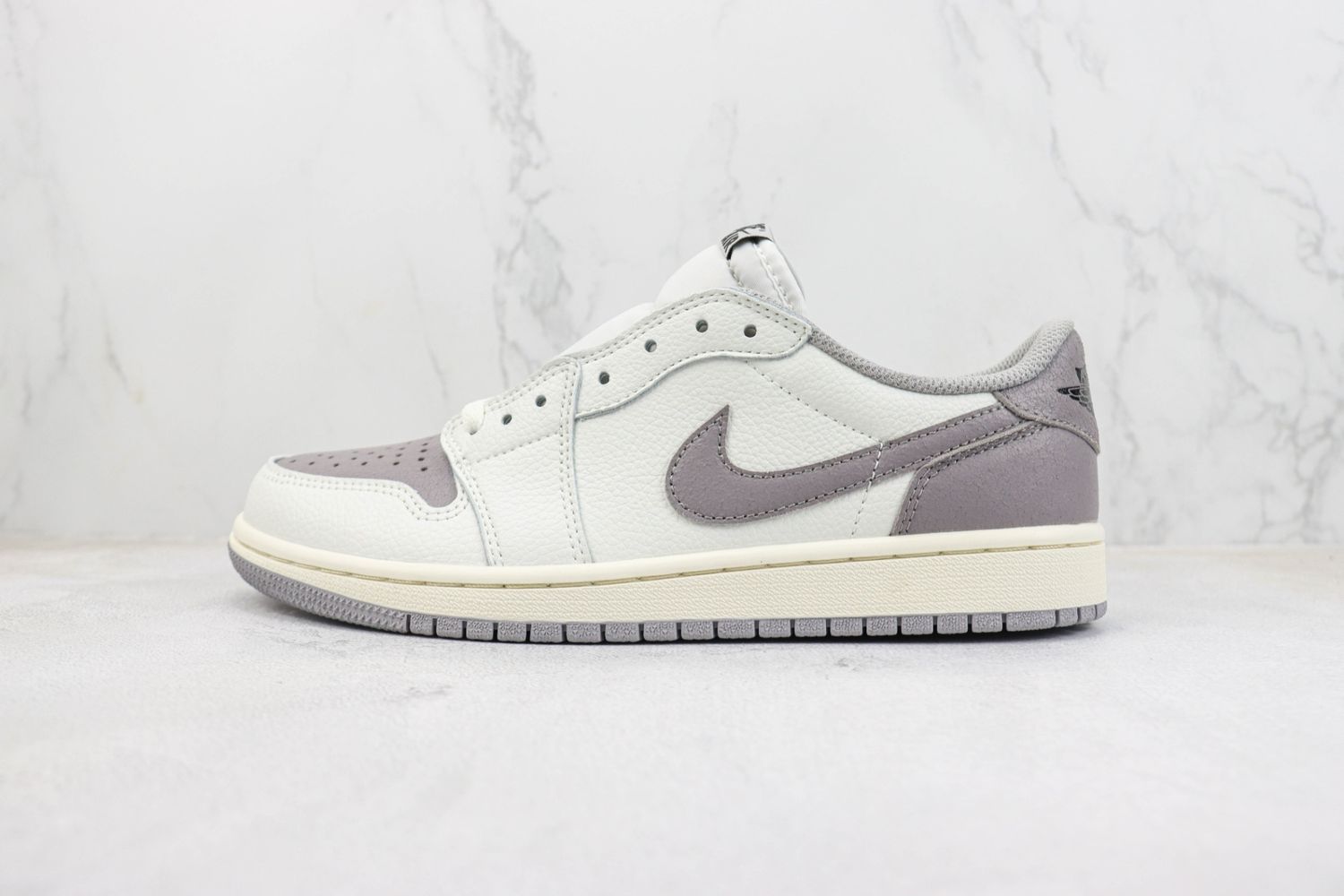 Jordan 1 Retro Low OG Atmosphere Grey