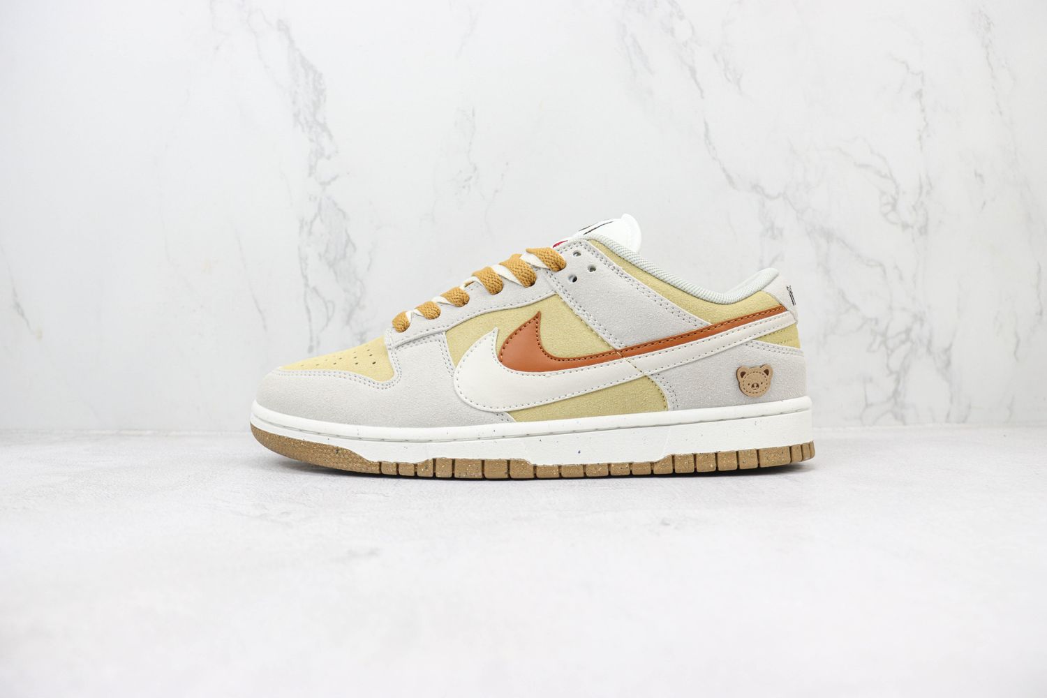  Nike Dunk Low SE ‘’85‘Jenny Bakery