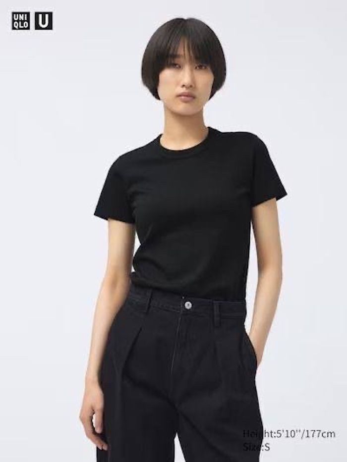 Uniqlo T-Shirt