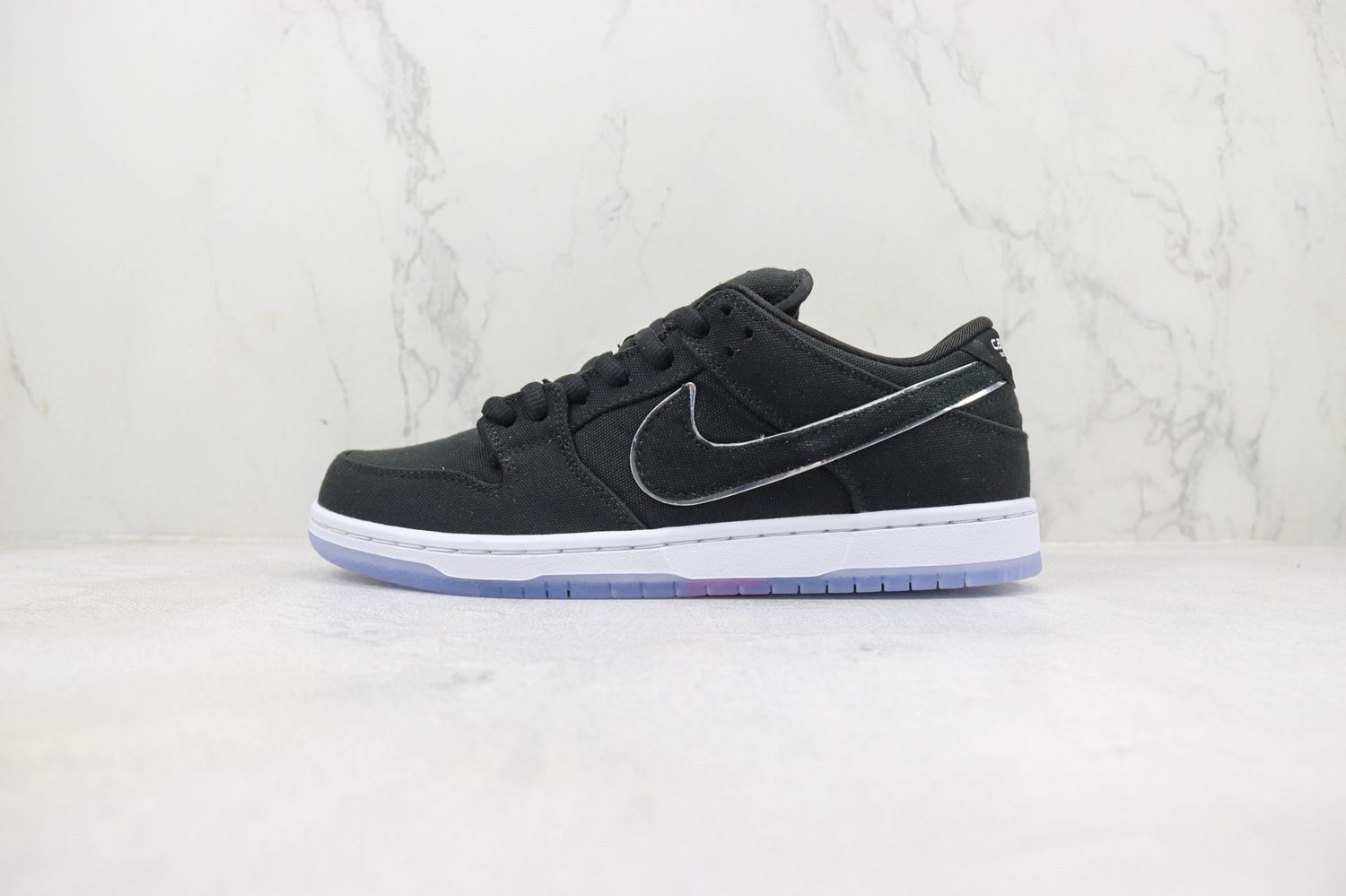 Eminem x Carhartt x Nike SB Dunk Black Ice New Arrival