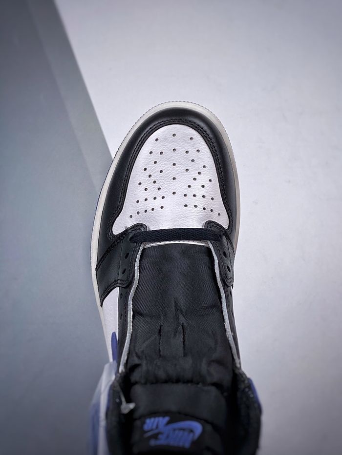 Air Jordan 1 High “Blue Moon”
