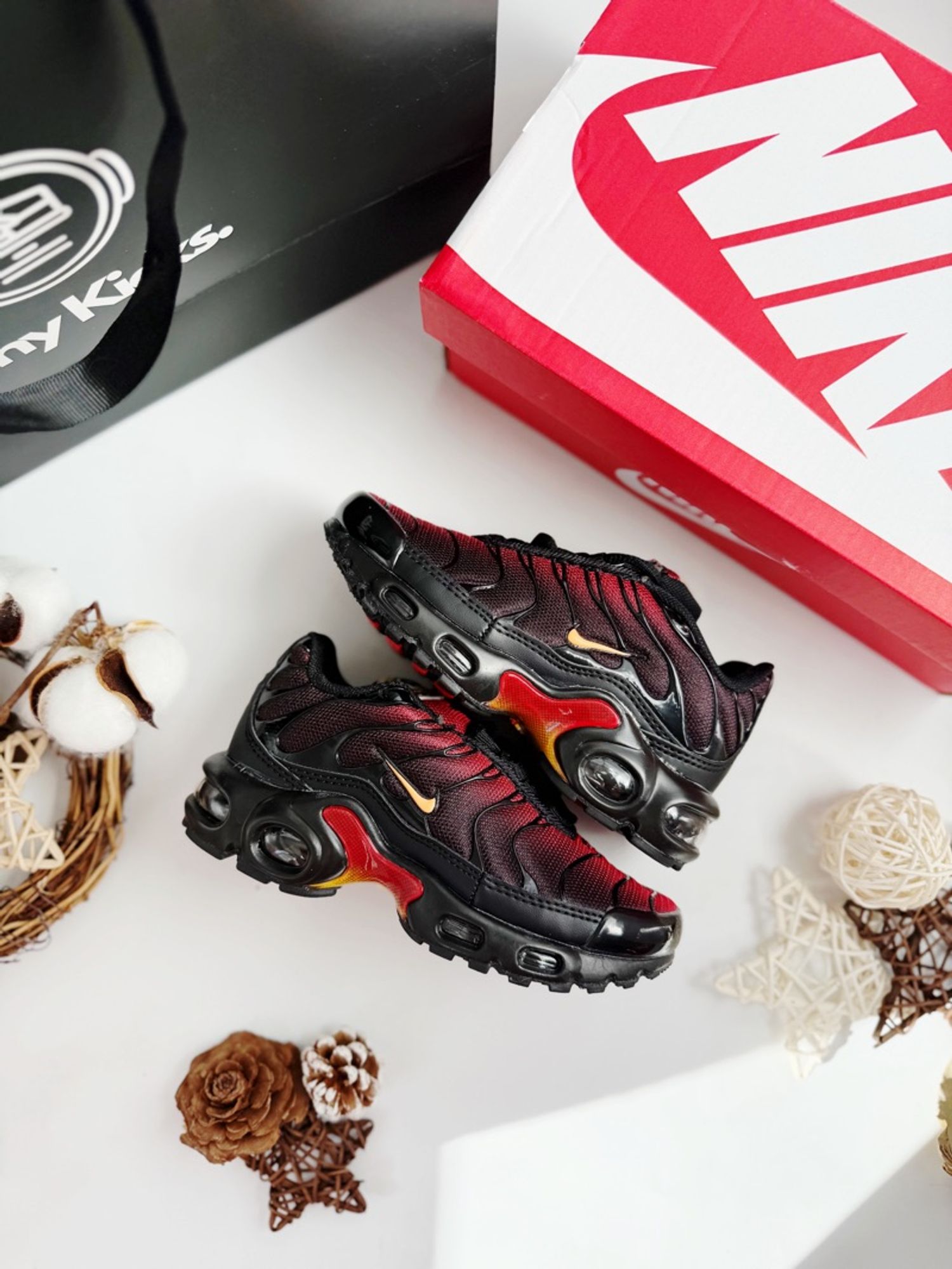 Air Max Plus Fire Red