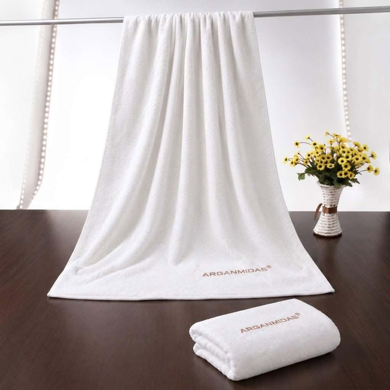 https://cdn.zochil.shop/d55a9acf-d5ca-4e18-a07d-4244b9087fc1_t1500.jpg