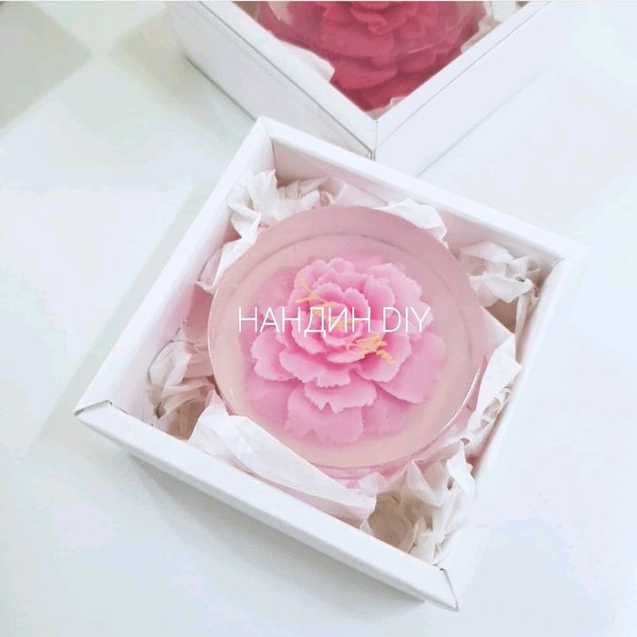 Цэцэгтэй хэв 