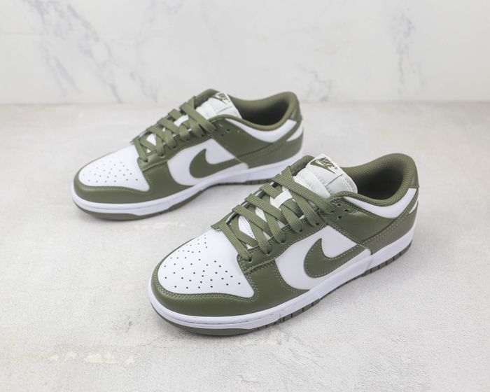 Nike Dunk Low “Medium Olive”