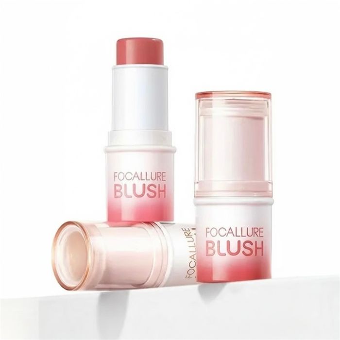  Soft blush cream
