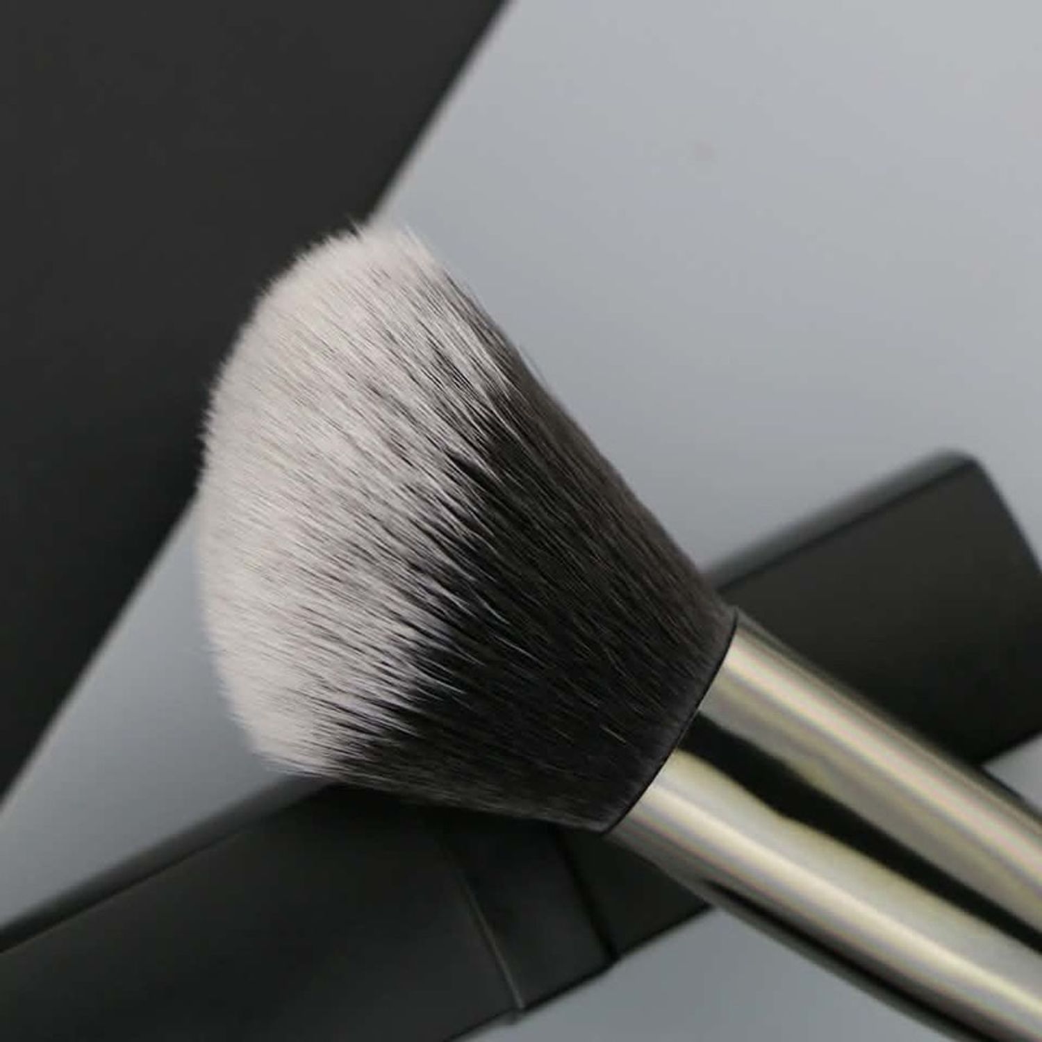 https://cdn.zochil.shop/d5d2102f-fb92-4f6a-9eb6-0ae11341ee41_t1500.jpg