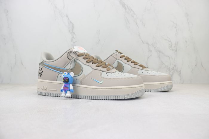 Nike Air Force 1 Low 405