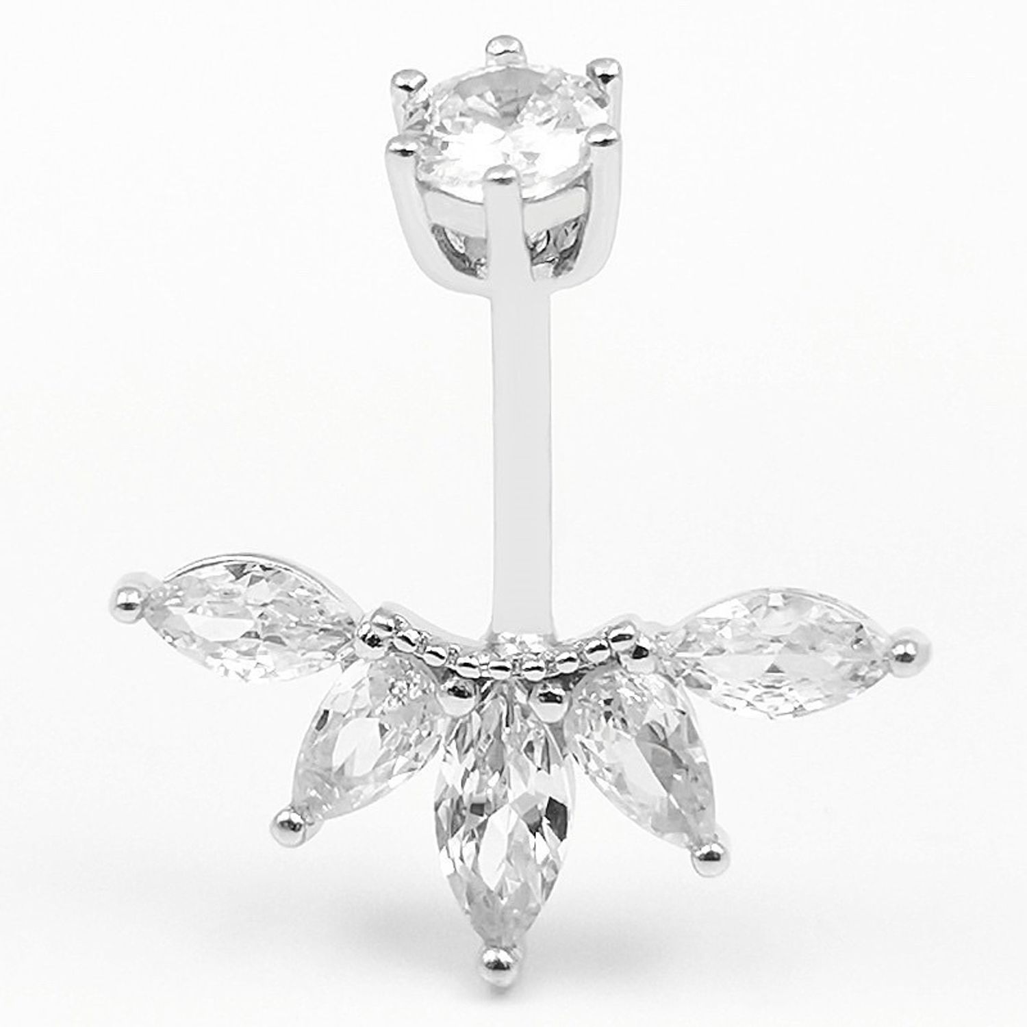 Хүйсний мөнгөн ээмэг