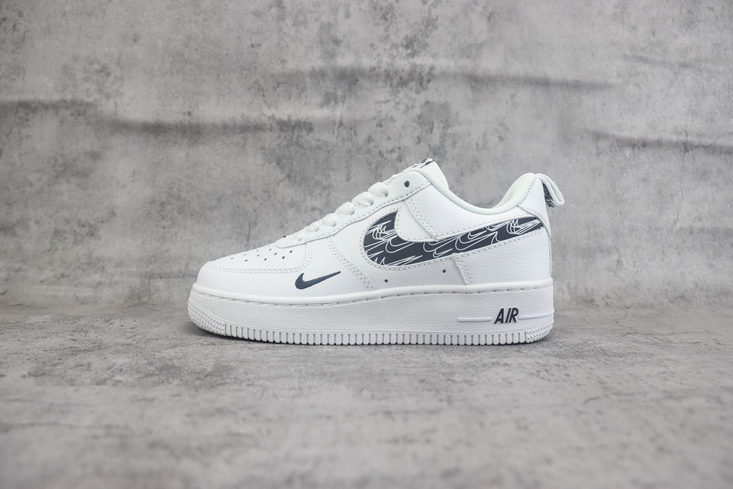 Nike Air Force 1 Low 345