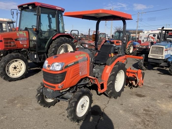 Hitachi Tractor