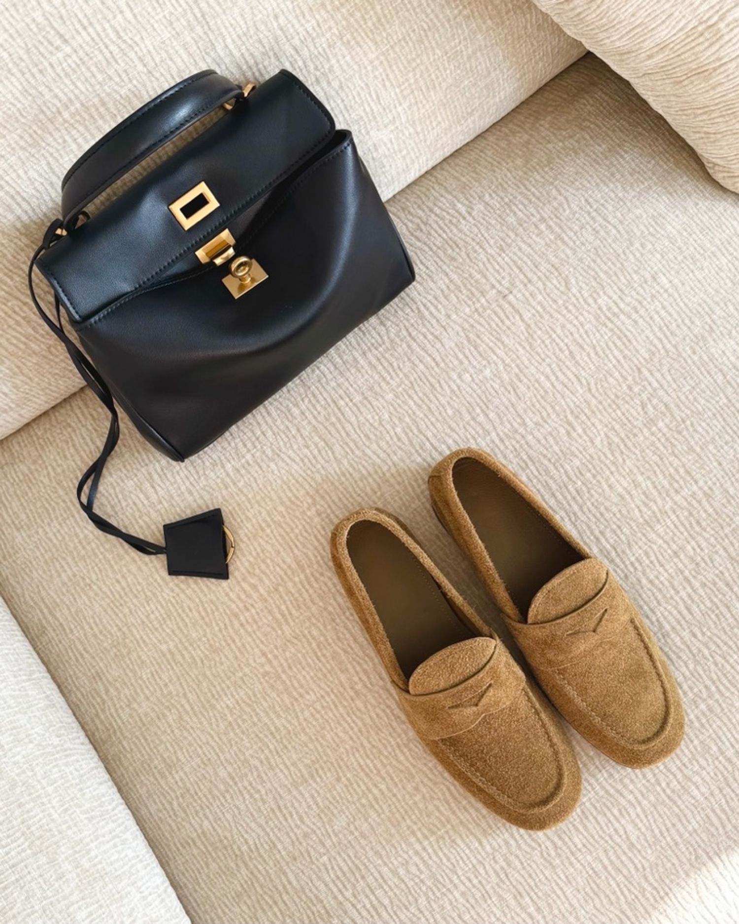 Бэлэн Илгэн потинк 